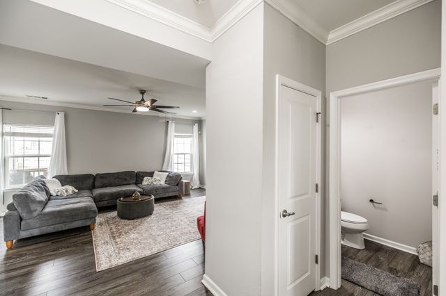 156 Hackney Ln, Gallatin, TN 37066