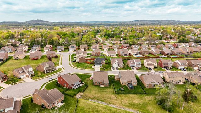 156 Hackney Ln, Gallatin, TN 37066