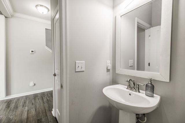 156 Hackney Ln, Gallatin, TN 37066