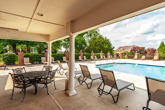 156 Hackney Ln, Gallatin, TN 37066