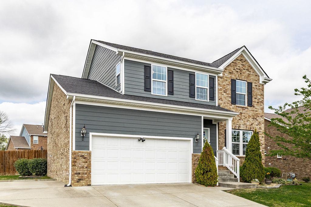 156 Hackney Ln, Gallatin, TN 37066