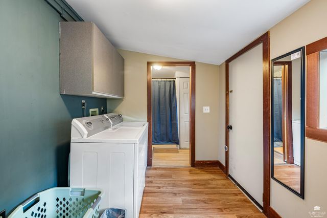 1224 Pierre Street, Manhattan, KS 66502
