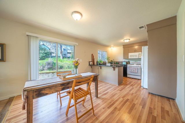 9380 Placer Road, Redding, CA 96001