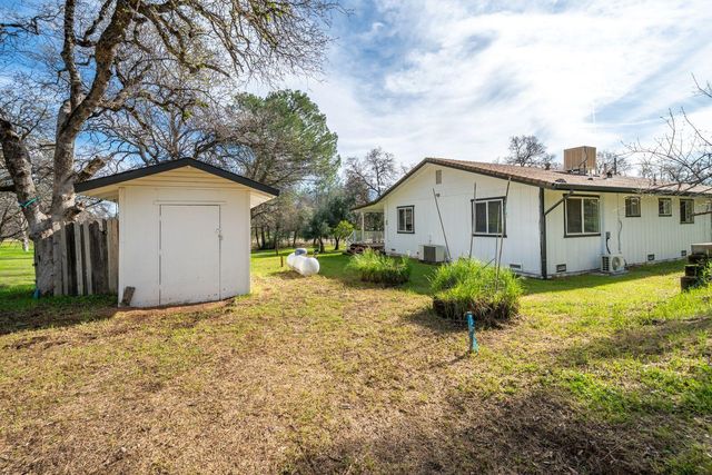 9380 Placer Road, Redding, CA 96001