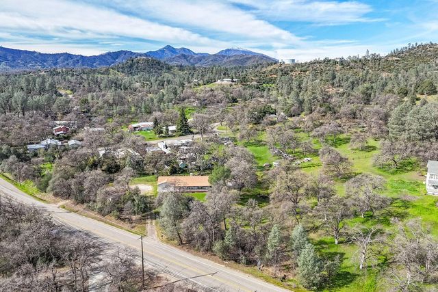 9380 Placer Road, Redding, CA 96001