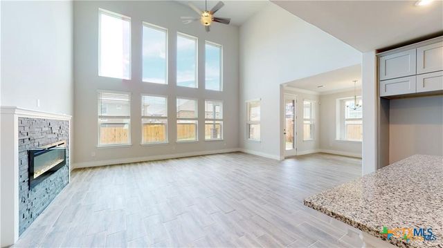 8601 Ridge Crest Drive, Killeen, TX 76542