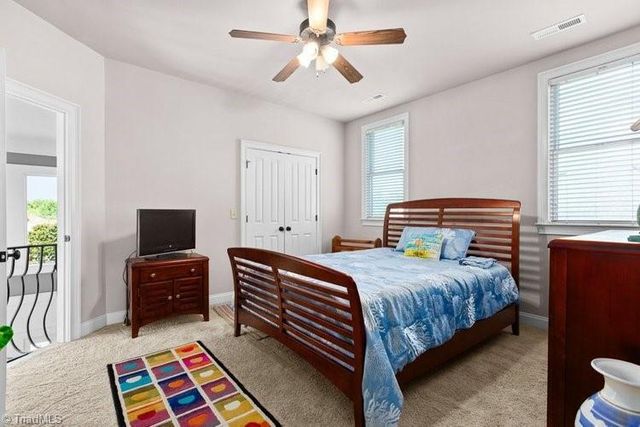 1014 Salem Village Lane, Clemmons, NC 27012