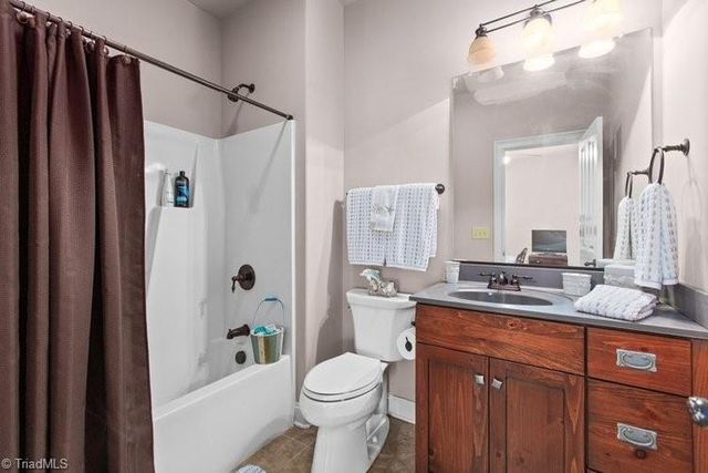 1014 Salem Village Lane, Clemmons, NC 27012