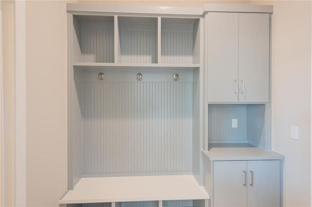 17144 W 164th Terrace, Olathe, KS 66062