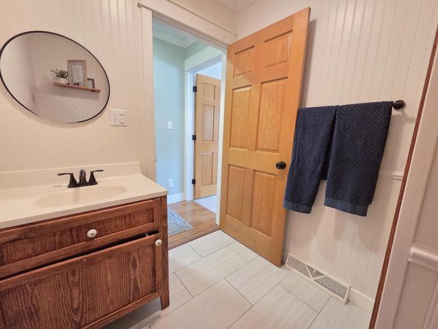 N6769 Donlin Drive, Pardeeville, WI 53954