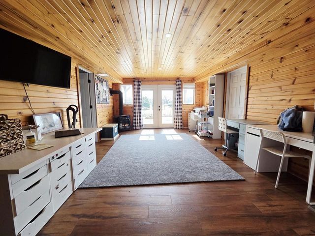 N6769 Donlin Drive, Pardeeville, WI 53954