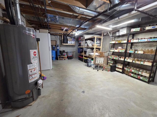 N6769 Donlin Drive, Pardeeville, WI 53954