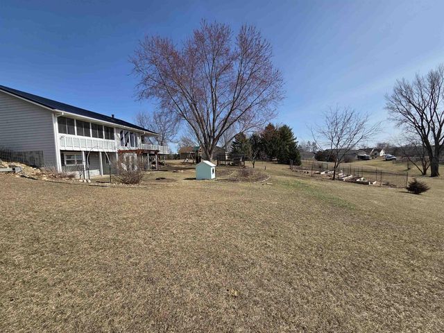 N6769 Donlin Drive, Pardeeville, WI 53954