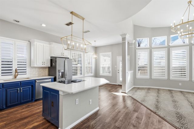 2506 Grizzly Run Lane, Euless, TX 76039