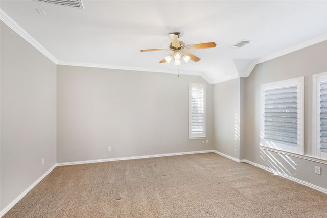 2506 Grizzly Run Lane, Euless, TX 76039