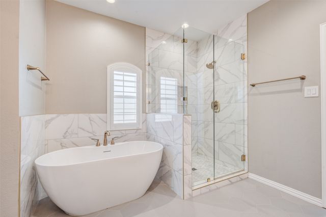 2506 Grizzly Run Lane, Euless, TX 76039