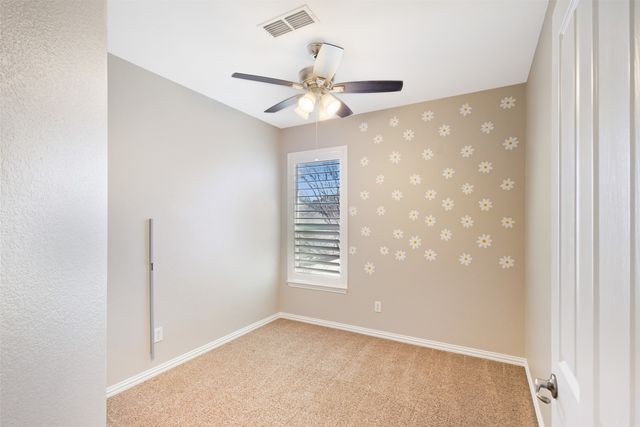 2506 Grizzly Run Lane, Euless, TX 76039