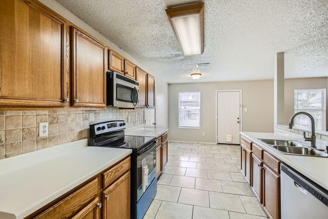 1433 Glenwick Drive, Rockwall, TX 75032