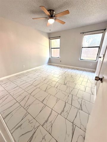 10208 Leatherwood Drive, Fort Worth, TX 76108