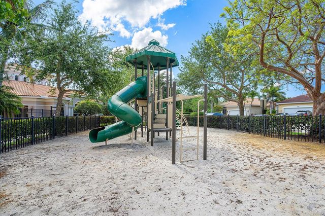 4250 Key Lime Boulevard, Boynton Beach, FL 33436
