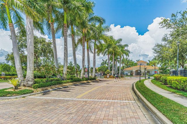 4250 Key Lime Boulevard, Boynton Beach, FL 33436