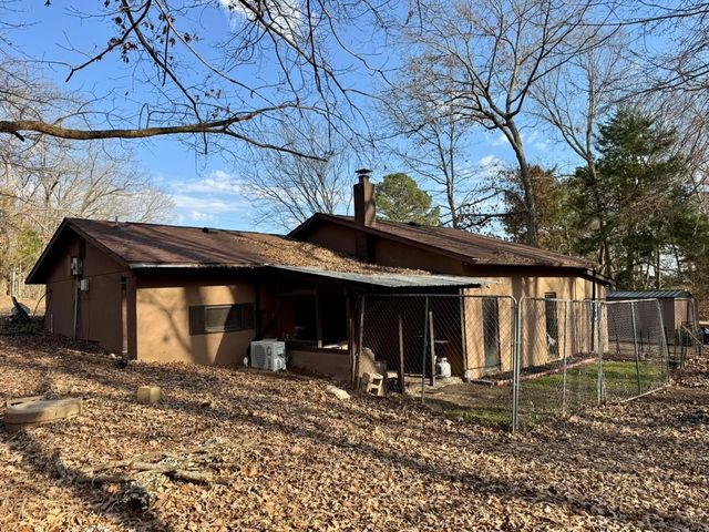 44 Antioch Cove Rd, Springville, TN 38256