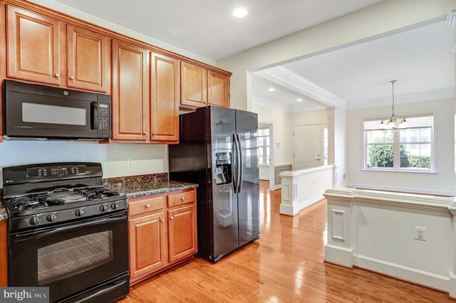 44406 ADARE MANOR SQ, Ashburn, VA 20147