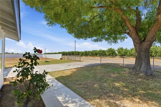 29991 Riverside, Shafter, CA 93263