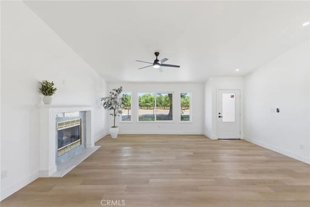 29991 Riverside, Shafter, CA 93263