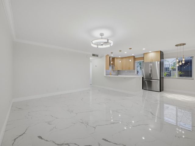 6 Normandy A, Delray Beach, FL 33484