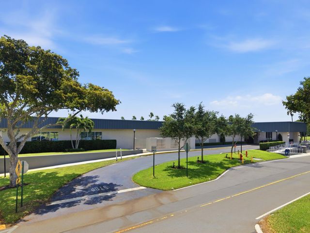 6 Normandy A, Delray Beach, FL 33484