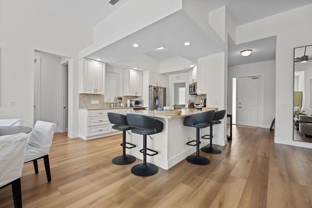 2057 Futana Way, Wellington, FL 33414