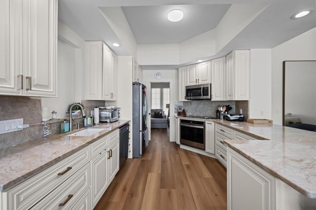 2057 Futana Way, Wellington, FL 33414