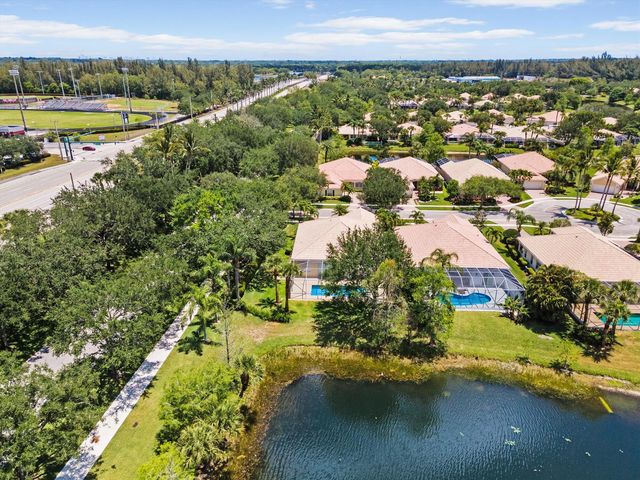 2057 Futana Way, Wellington, FL 33414