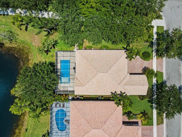 2057 Futana Way, Wellington, FL 33414