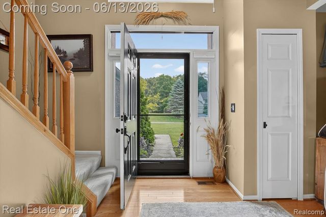 1972 Woodridge Court, Highland, MI 48357