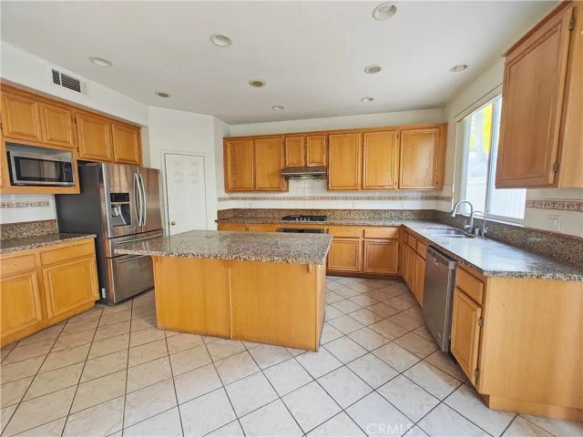 1236 Golden Coast Lane, Rowland Heights, CA 91748