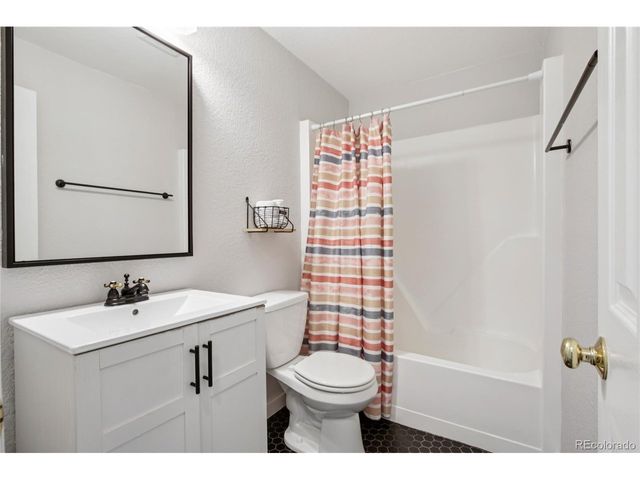 2150 Ridge Dr, Broomfield, CO 80020