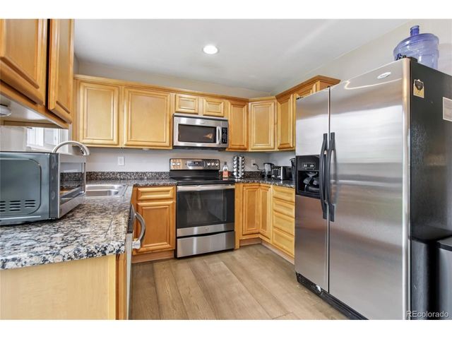 2150 Ridge Dr, Broomfield, CO 80020