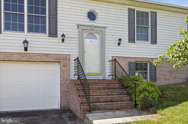 53 VERBENA TER, Martinsburg, WV 25404