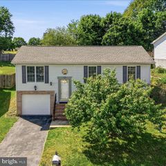 53 VERBENA TER, Martinsburg, WV 25404