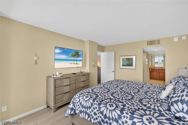 4001 Gulf Shore BLVD N 303, Naples, FL 34103