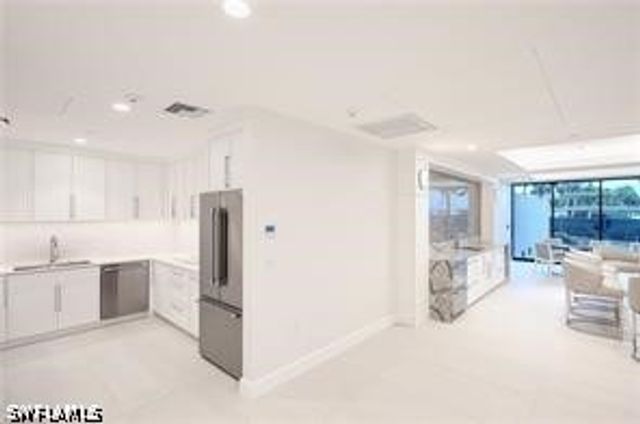 4001 Gulf Shore BLVD N 303, Naples, FL 34103