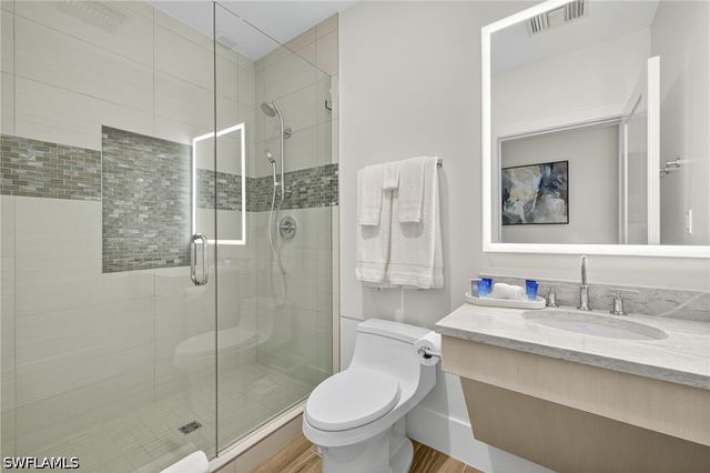 4001 Gulf Shore BLVD N 303, Naples, FL 34103