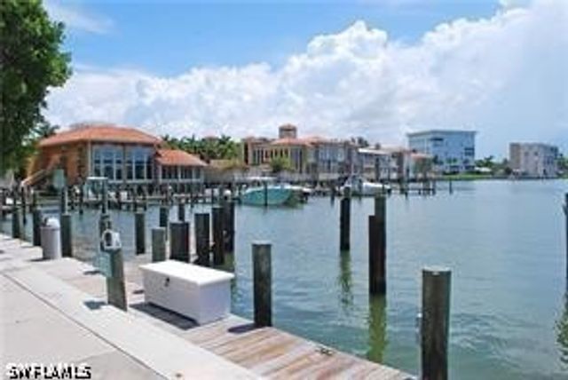 4001 Gulf Shore BLVD N 303, Naples, FL 34103