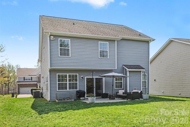 9124 Inverness Bay Road, Charlotte, NC 28278