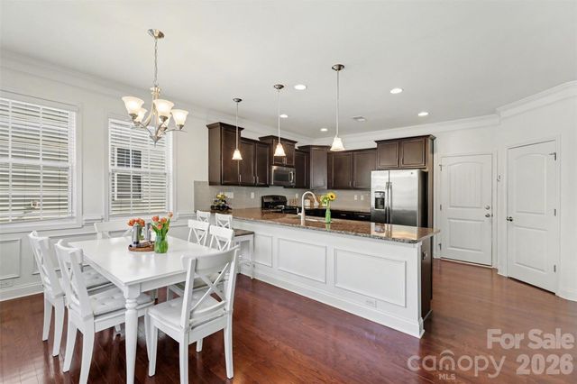 9124 Inverness Bay Road, Charlotte, NC 28278