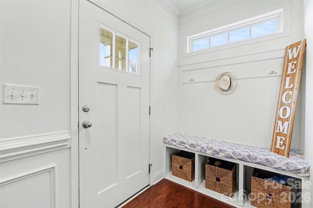 9124 Inverness Bay Road, Charlotte, NC 28278