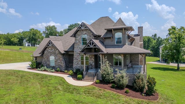 1043 Emerald Valley Dr, Castalian Springs, TN 37031