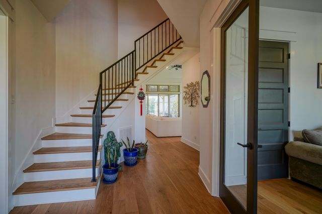 1043 Emerald Valley Dr, Castalian Springs, TN 37031